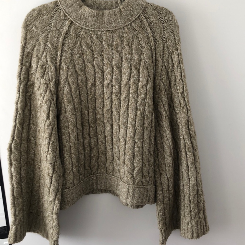 Free People- sweater , wide long sleeves
